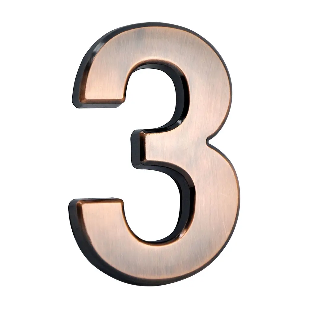 Číslo na dom MagicHome 3 v bronzovej farbe môžete použiť na stredne hrubé a hladké povrchy. Pripevníte ho pomocou obojstrannej lepiacej pásky