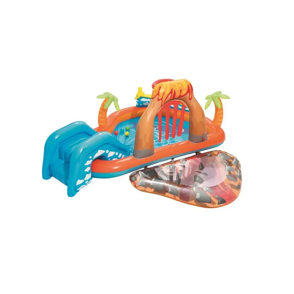 Detské zábavné hracie centrum Bestway® Lava Lagoon 53069 je vybavené štyrmi loptičkami na hranie a jedným nafukovacím kruhom na hádzanie. O pohodlie a bezpečie pri hre vašich deti sa postará nafukovací vankúš umiestnený na dne bazéna. Deti si užijú veľa zábavy šmýkaním sa po šmykľavke a hádzaním loptičiek. Hracie centrum je vhodné pre všetky deti od 2 rokov. Prinesie letné dni plné zábavy.